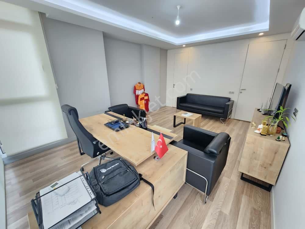 ░_*arcıty*_░den 34. Cadde Boyut 34 Ofis'te 3+1 Resepsiyon+otoprk - Görsel 7