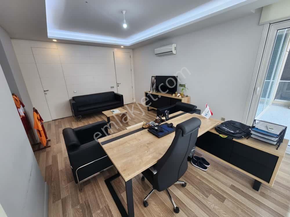 ░_*arcıty*_░den 34. Cadde Boyut 34 Ofis'te 3+1 Resepsiyon+otoprk - Görsel 8