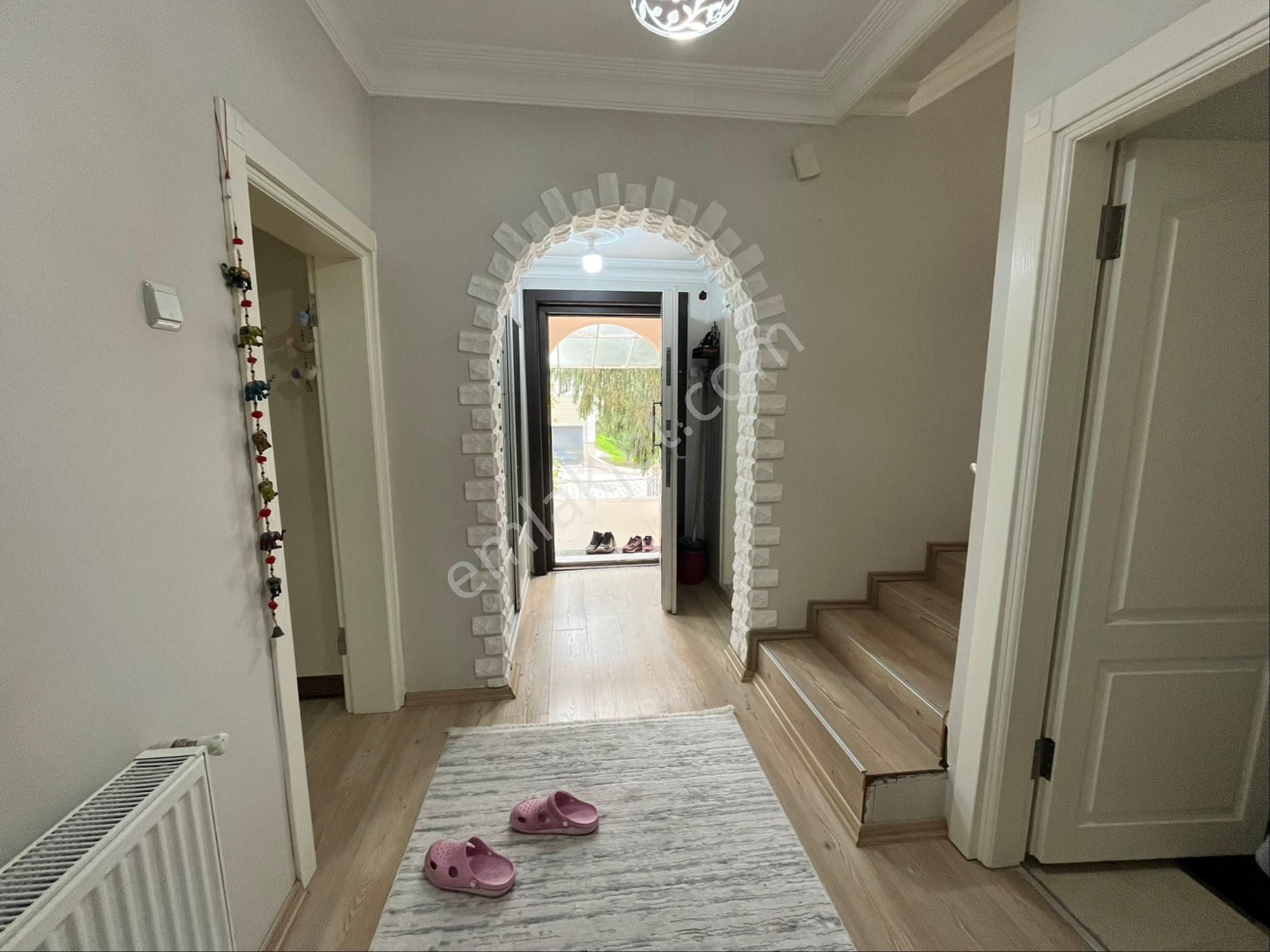 Turhal Mimar Sinan Mh. Beyaz Yunus Sitesinde Satılık Fırsat Villa - Görsel 11