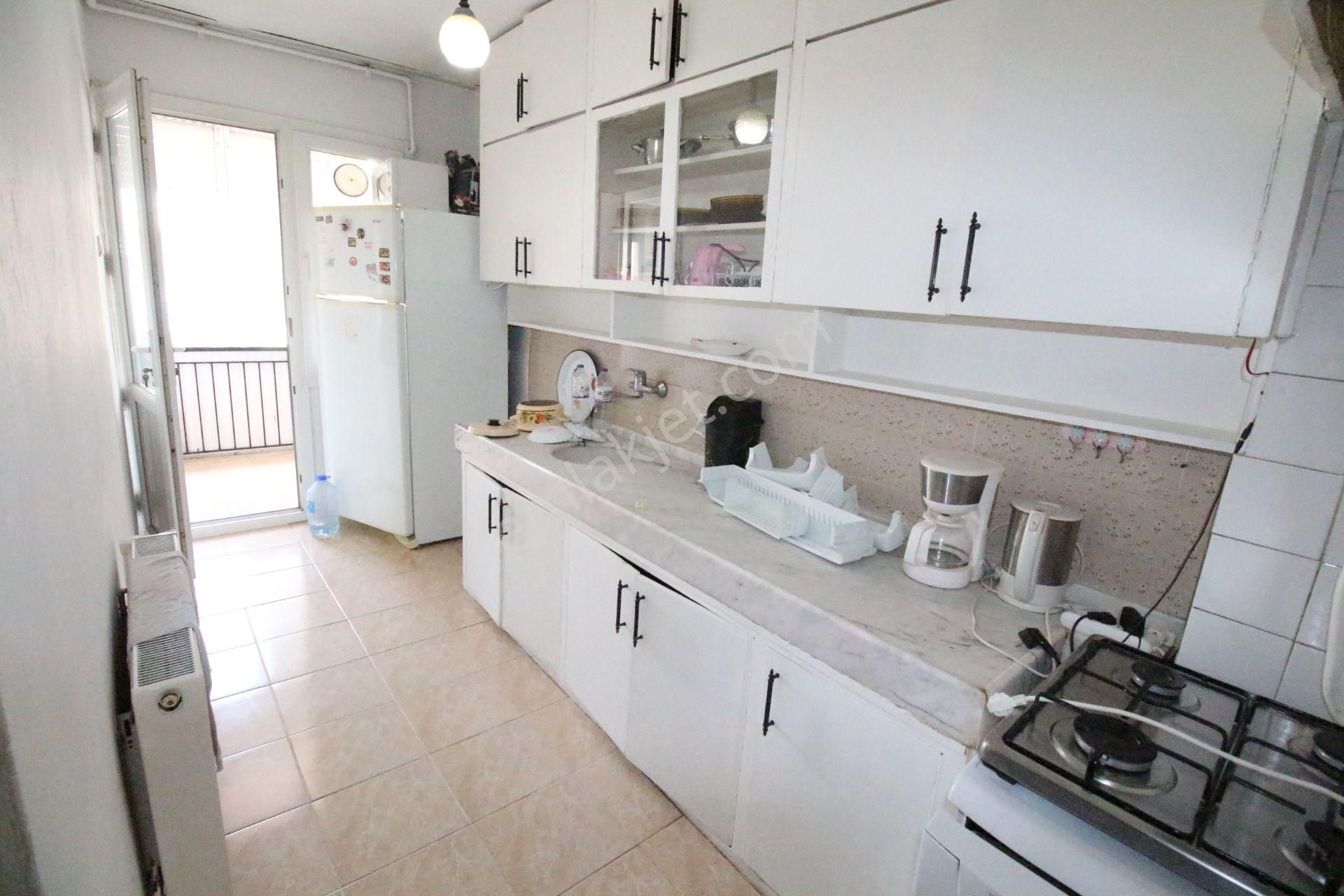 Arga'dan Buca Yenigün Mahallesinde Eşyalı 3+1 Kiralık Daire - Görsel 3