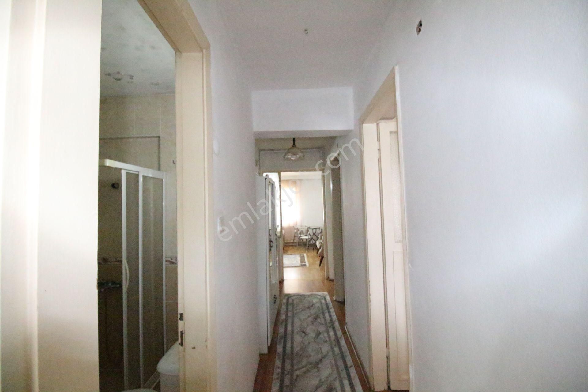 Arga'dan Buca Yenigün Mahallesinde Eşyalı 3+1 Kiralık Daire - Görsel 7