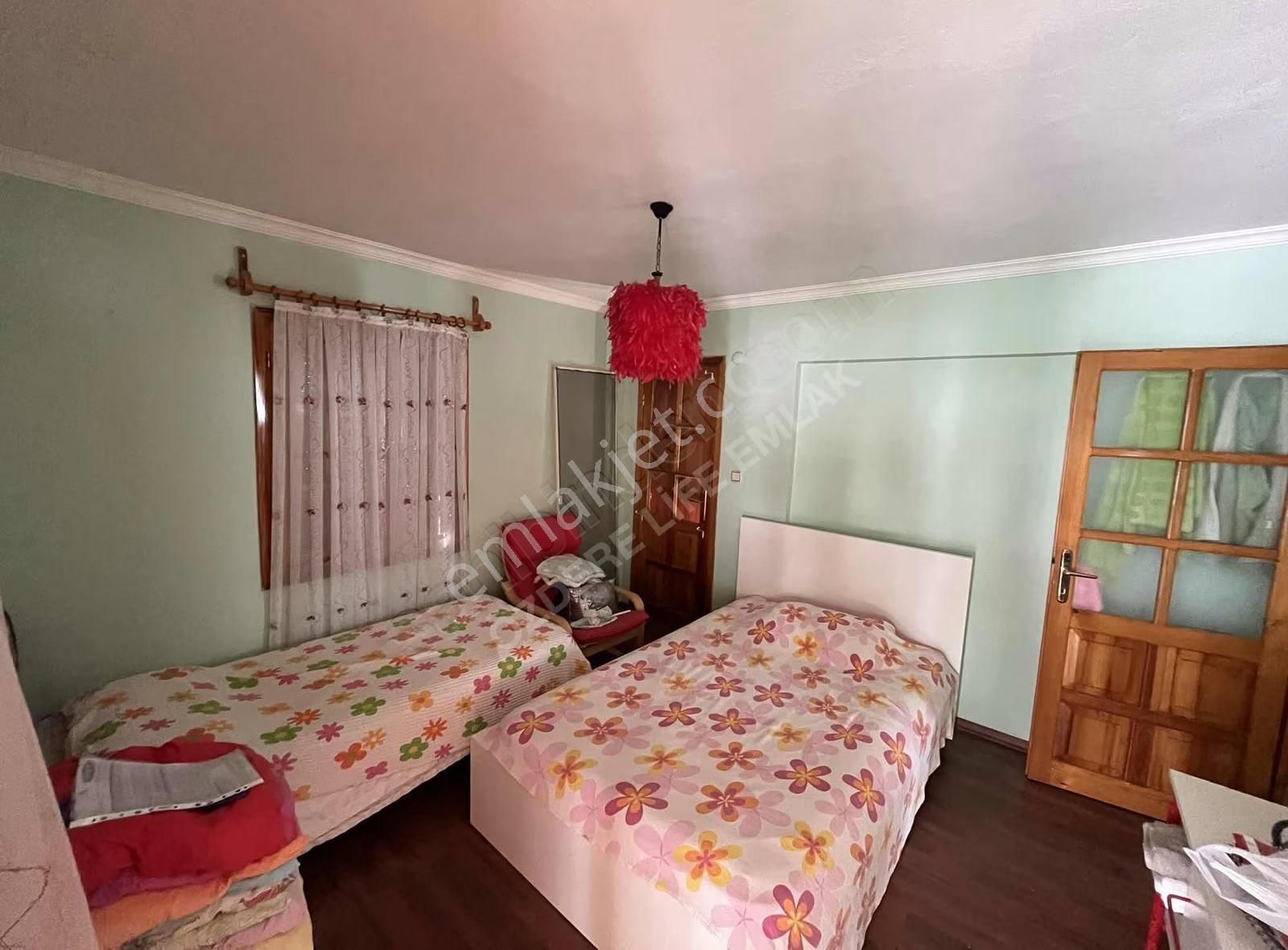 Ortamahallede Denize Çok Yakın Tek Müstakil Villa