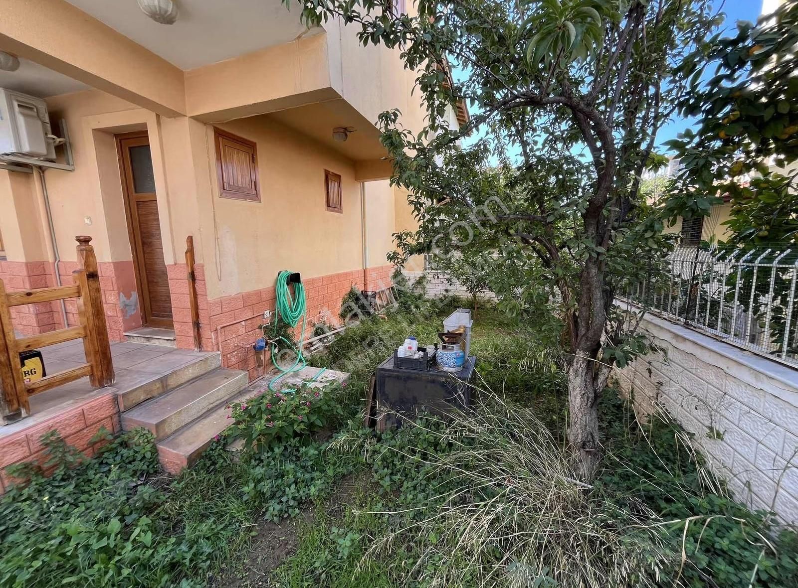 Ortamahallede Denize Çok Yakın Tek Müstakil Villa - Görsel 17