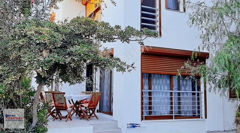 Çeşme Ilıca Yıldızburnu Plaja 100 Mt Mesafede Satılık Dubleks