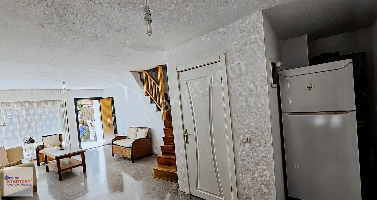 Çeşme Ilıca Yıldızburnu Plaja 100 Mt Mesafede Satılık Dubleks - Görsel 13
