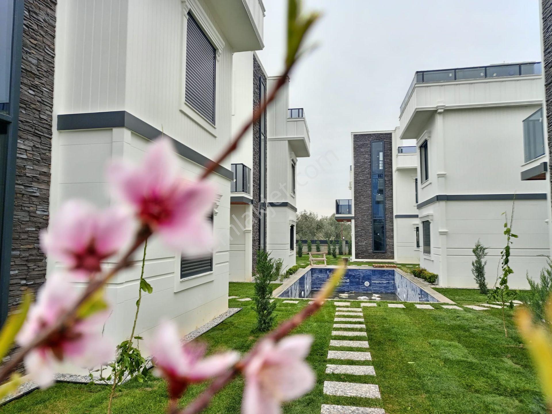 Hayatın Merkezine Keyfi Koyanlara Lüks Villalar - Görsel 3