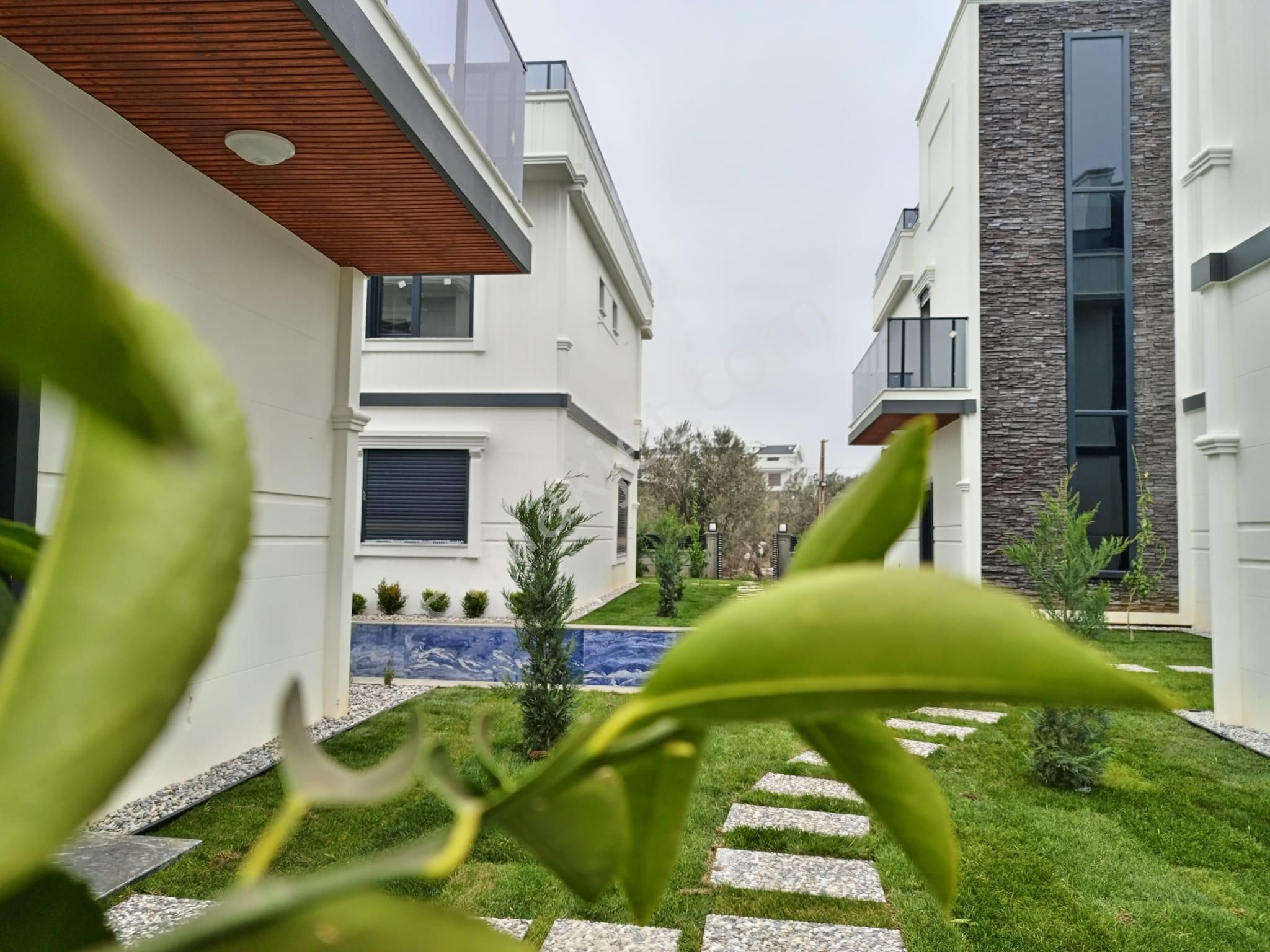 Hayatın Merkezine Keyfi Koyanlara Lüks Villalar - Görsel 4