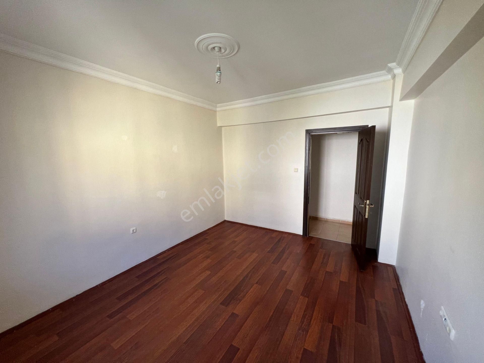 Akadmi'den Espark Yakını Ara Kat Asansörlü Çift Balkonlu 3+1 - Görsel 20