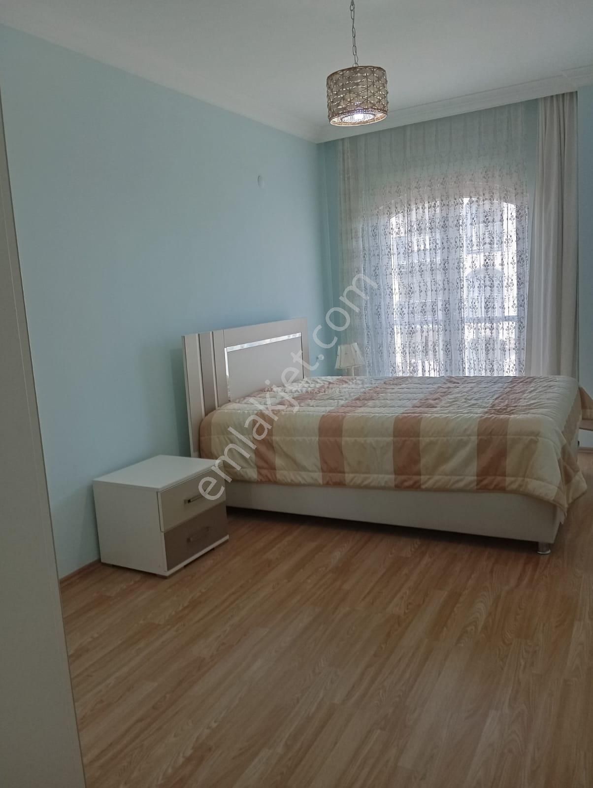 Didim Efeler Mahallesi Atatürk Bulvarı’nda Teknosa Binasında Full Eşyalı 3+1 - Görsel 7
