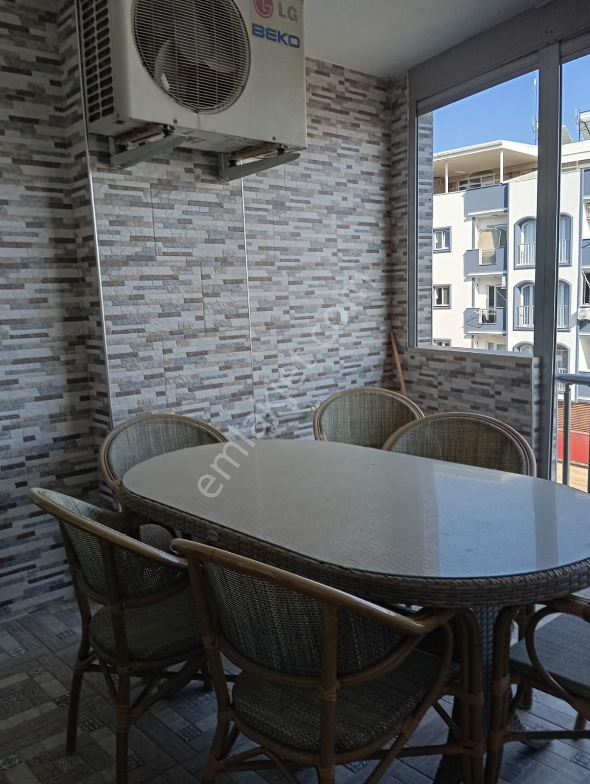 Didim Efeler Mahallesi Atatürk Bulvarı’nda Teknosa Binasında Full Eşyalı 3+1 - Görsel 6