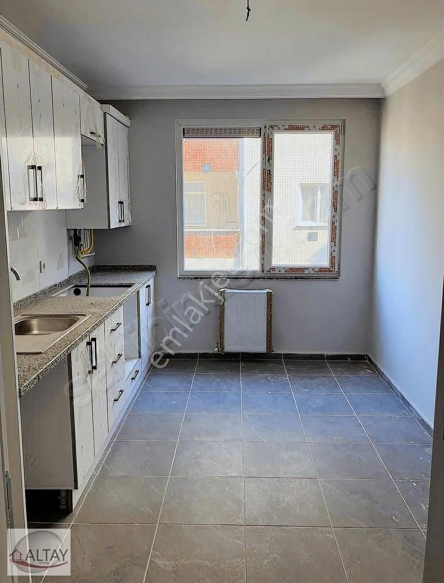 3+1 Geniş Kullanımlı Site İçerisinde Lüks Daire - Görsel 13