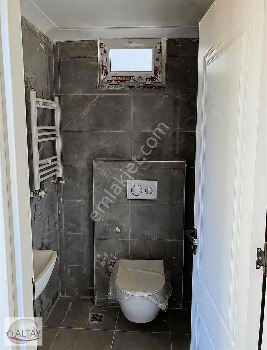 3+1 Geniş Kullanımlı Site İçerisinde Lüks Daire - Görsel 5