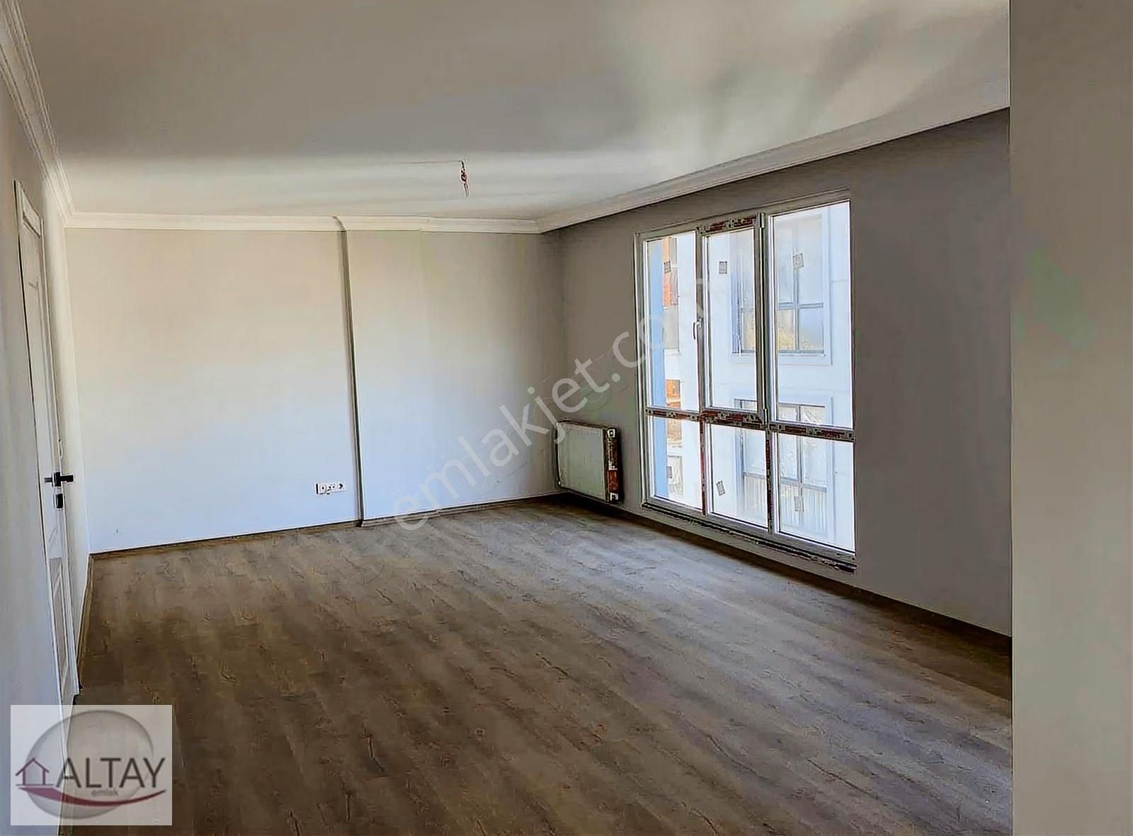 3+1 Geniş Kullanımlı Site İçerisinde Lüks Daire - Görsel 16