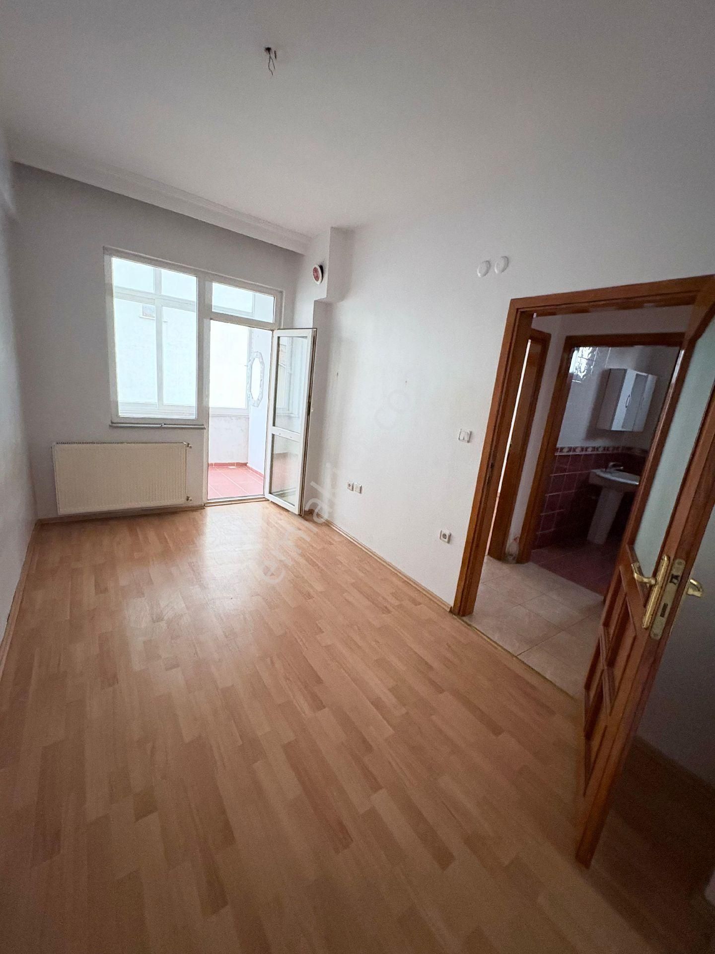 Kavacık Dörtyol'da 90 M 2+1 Arakat Daire - Görsel 5