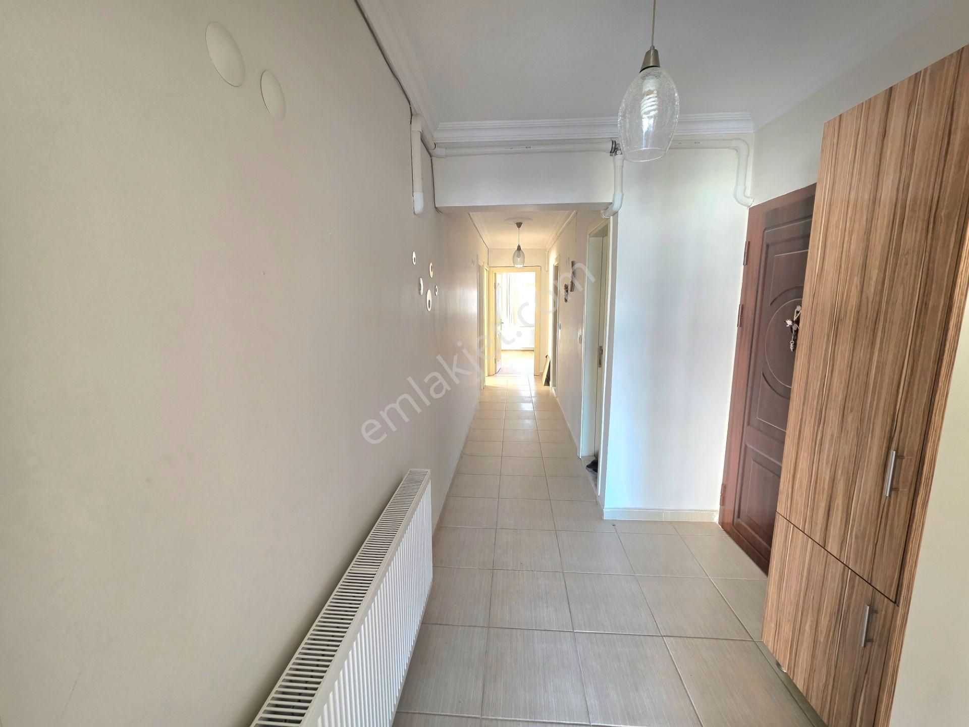 Kuşadası Ege Mah. De Geniş Arakat 3+1 Satılık Daire - Görsel 16