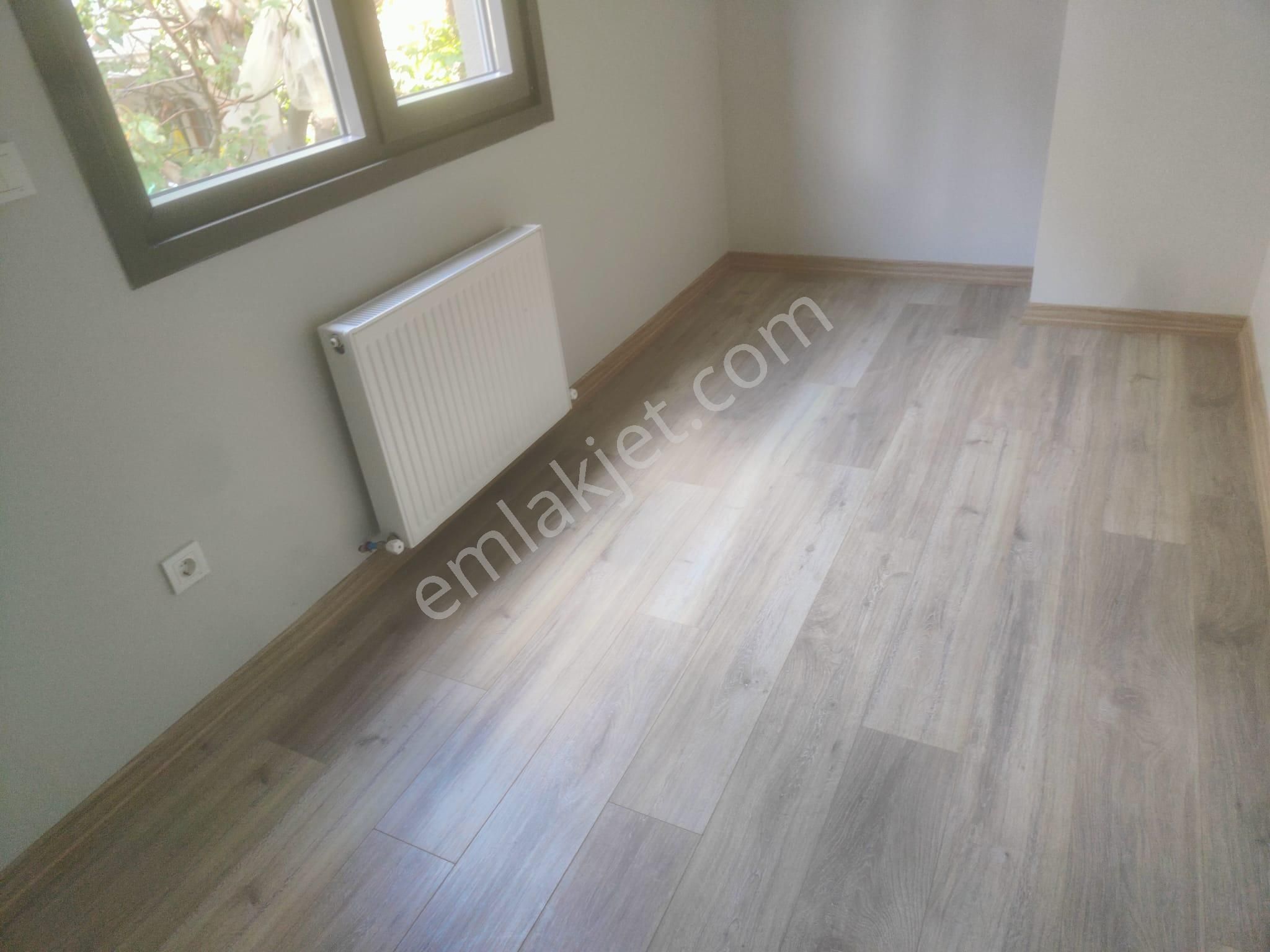 Emlak Dünyasından Küçükyalı'da 2+1 Bahçe Kullanımlı Sıfır Daire - Görsel 11
