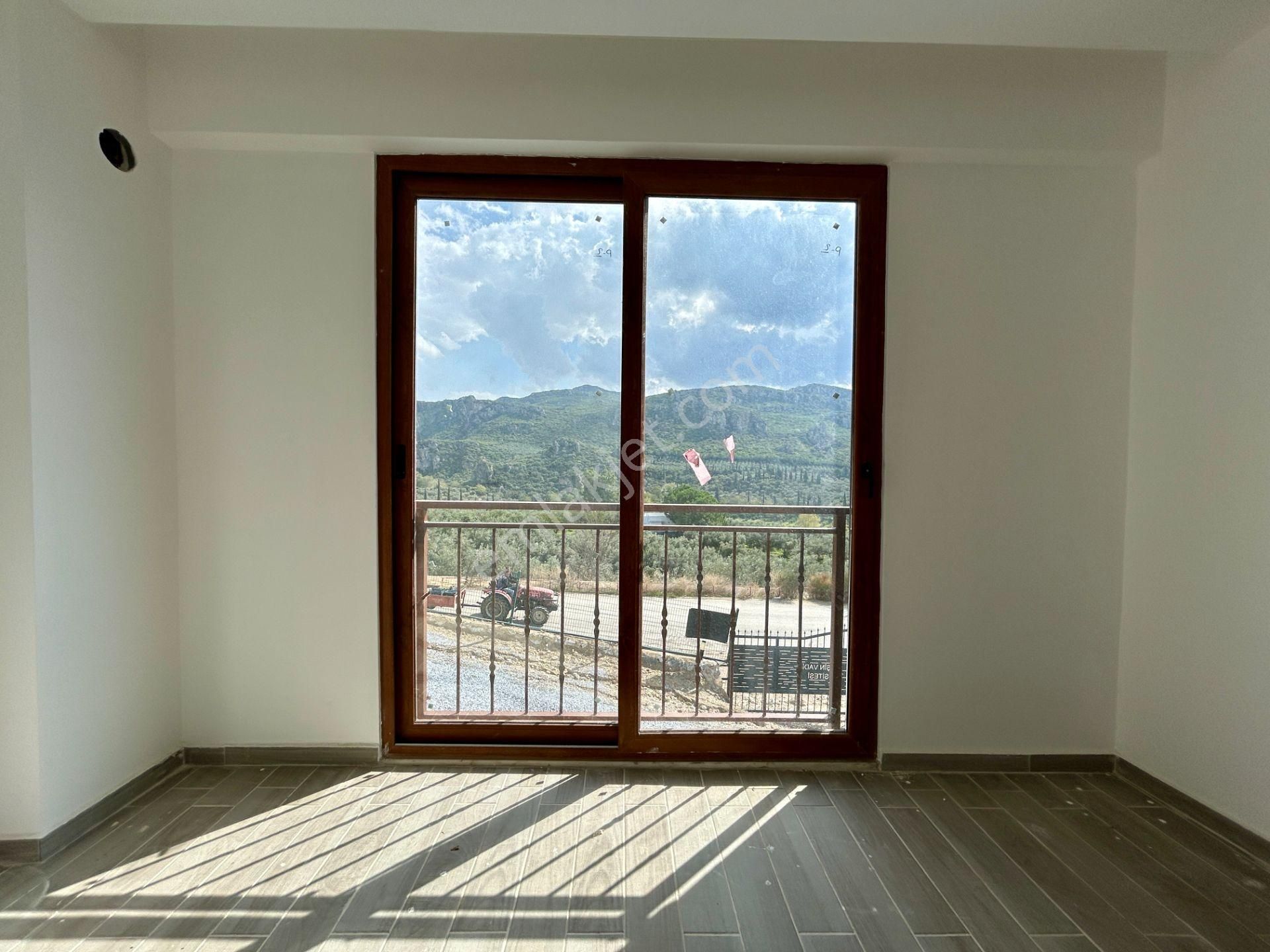 Kuşadası Eşin Vadi Sitesinde Satılık 2+1 Daire - Görsel 22