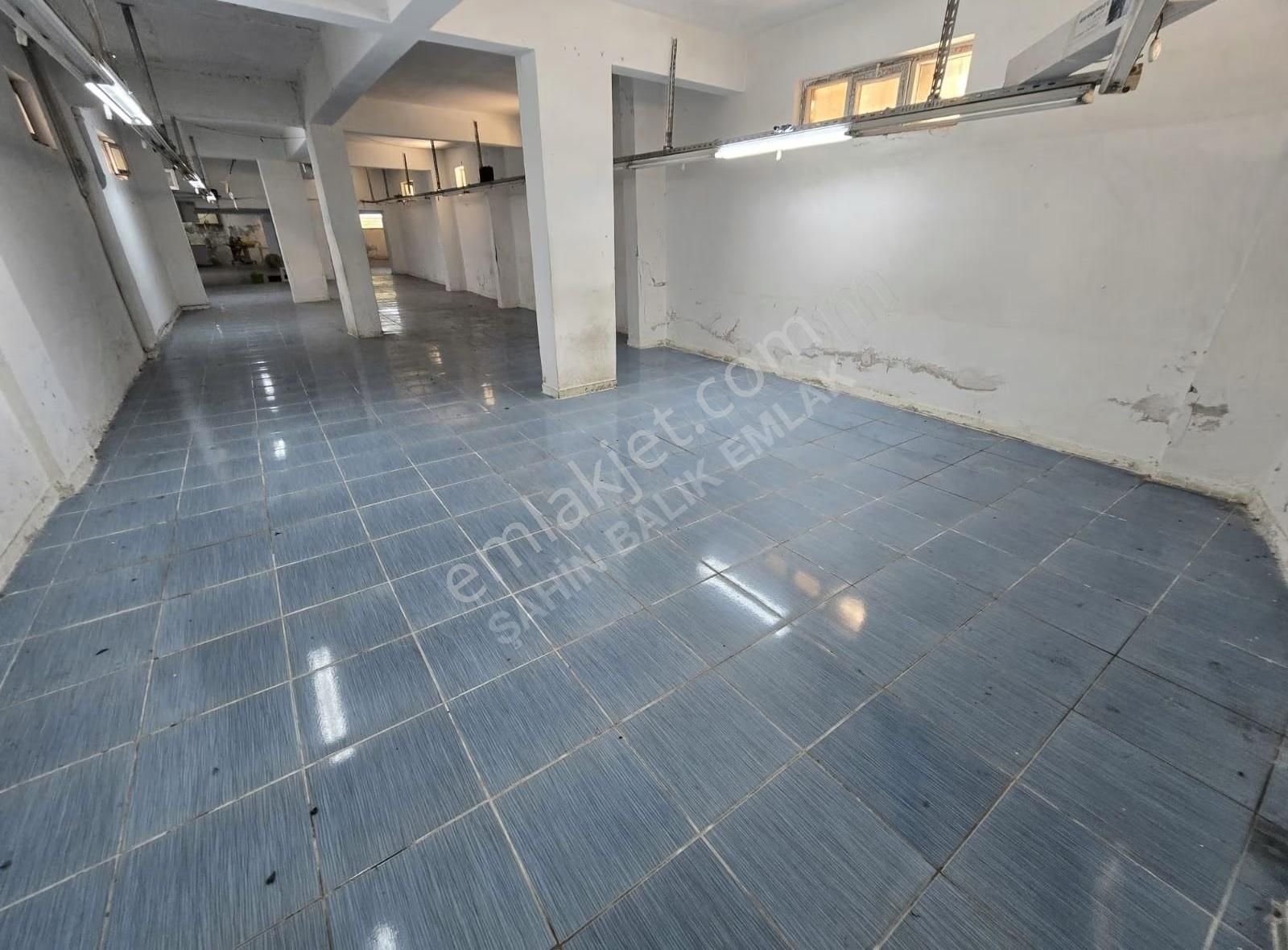 Şahin İnşaat..kazım Karabekir 240m2 Giriş Altı Atölye Depo - Görsel 11