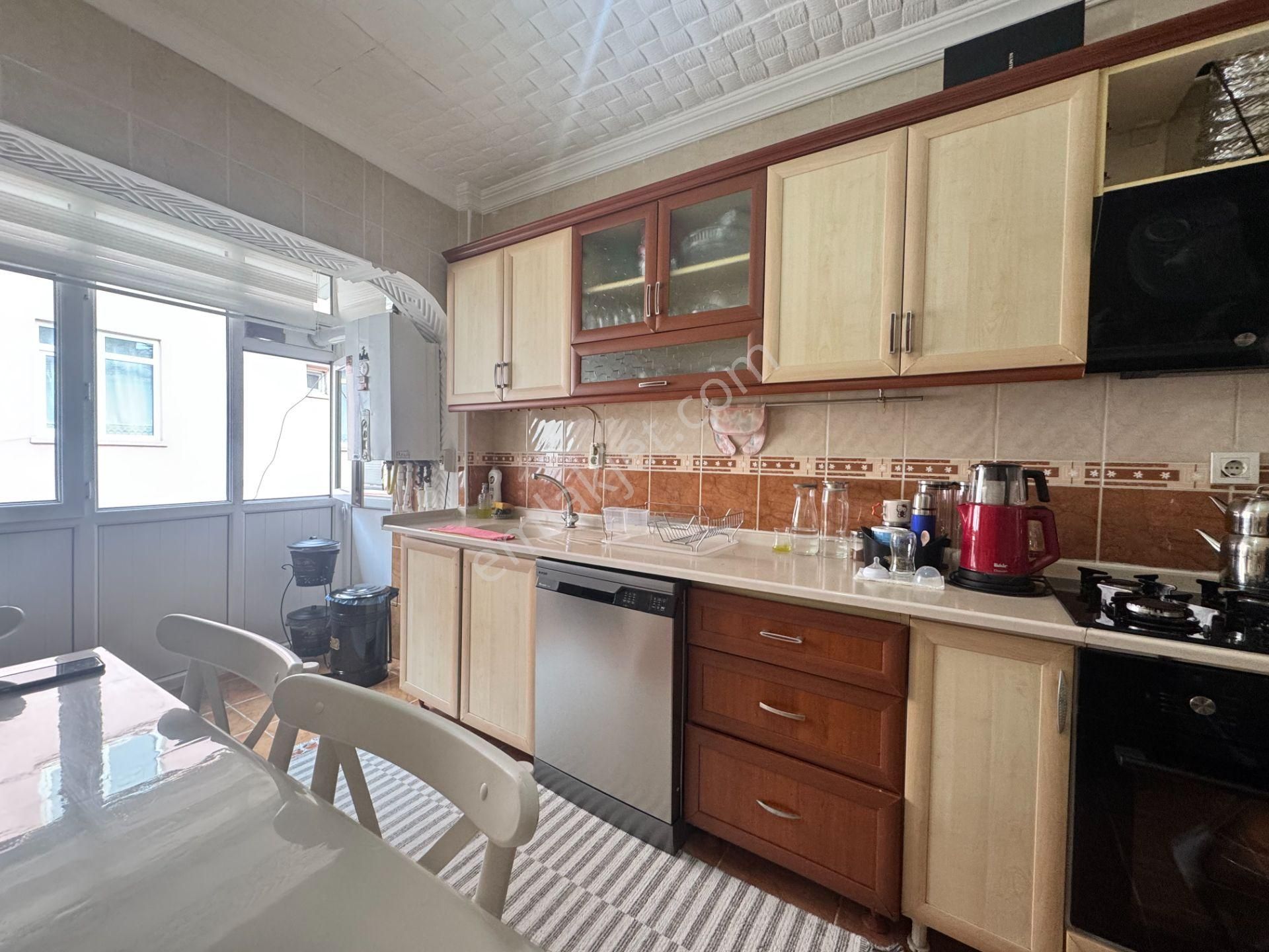 *adnan Kahveci Cd. 3+1,cadde Üzerinde,yapılı,ön Cephe - Görsel 19