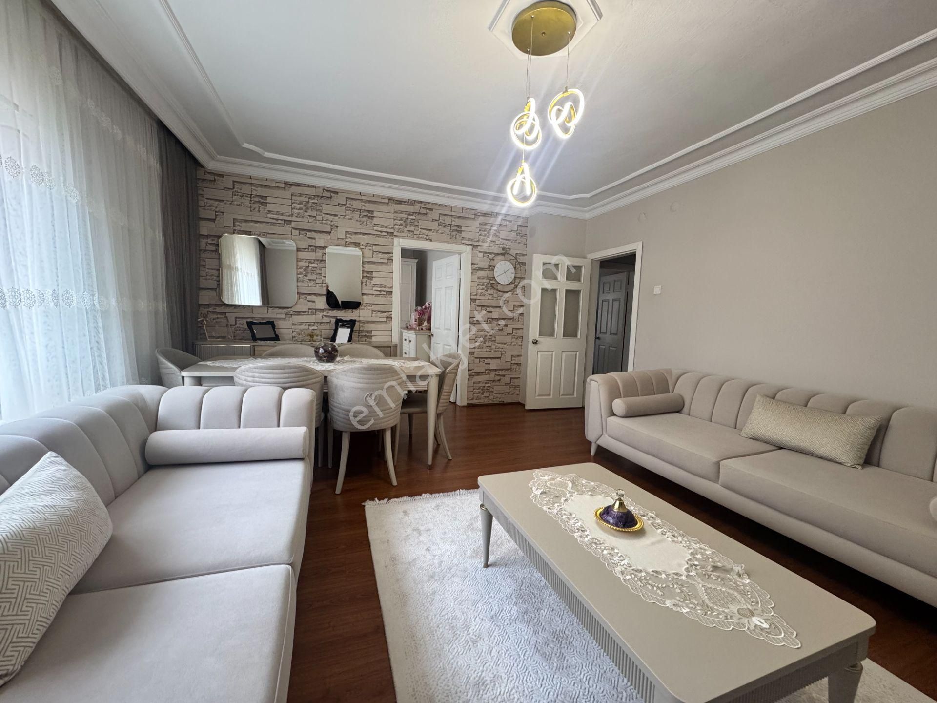 *adnan Kahveci Cd. 3+1,cadde Üzerinde,yapılı,ön Cephe - Görsel 3