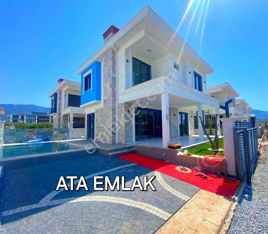 Kuşadasında Özel Havuzlu Tek Müstakil Akıllı Ev Sistemli Sıfır Villa - Görsel 28