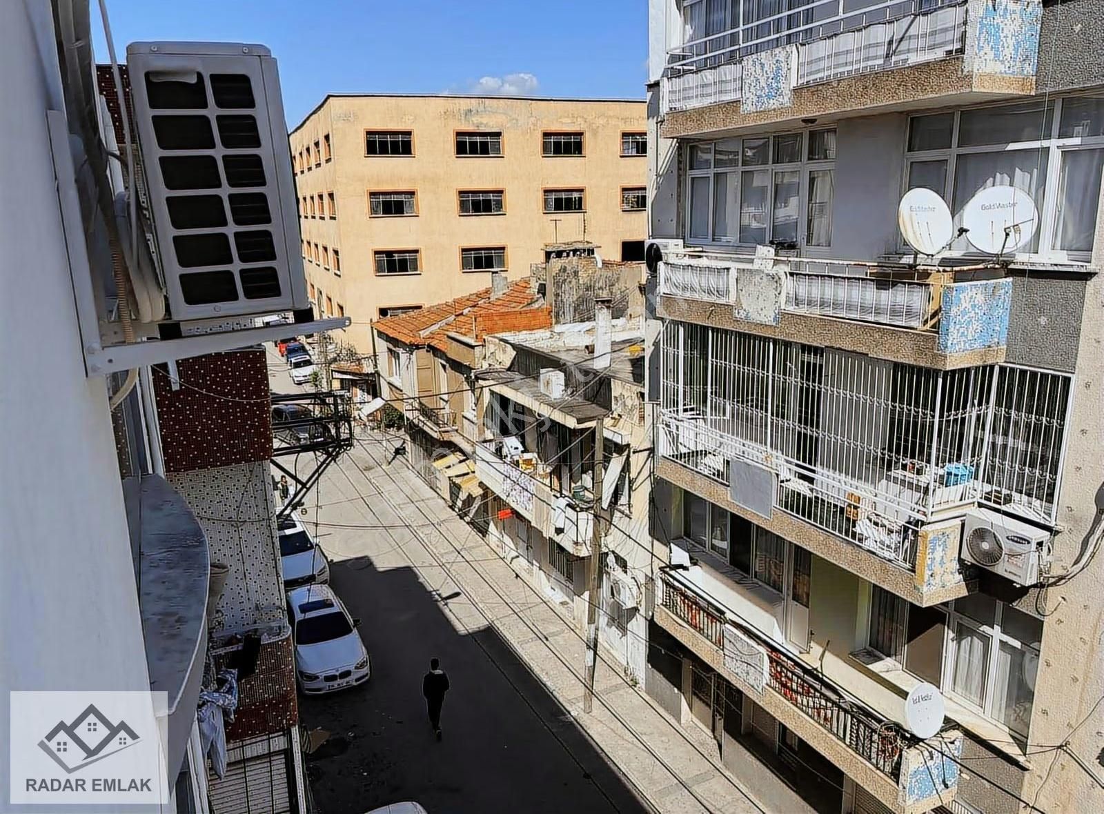 Konak Yenidoğan Mahallesinde Otoparklı Asansörlü Daire - Görsel 28