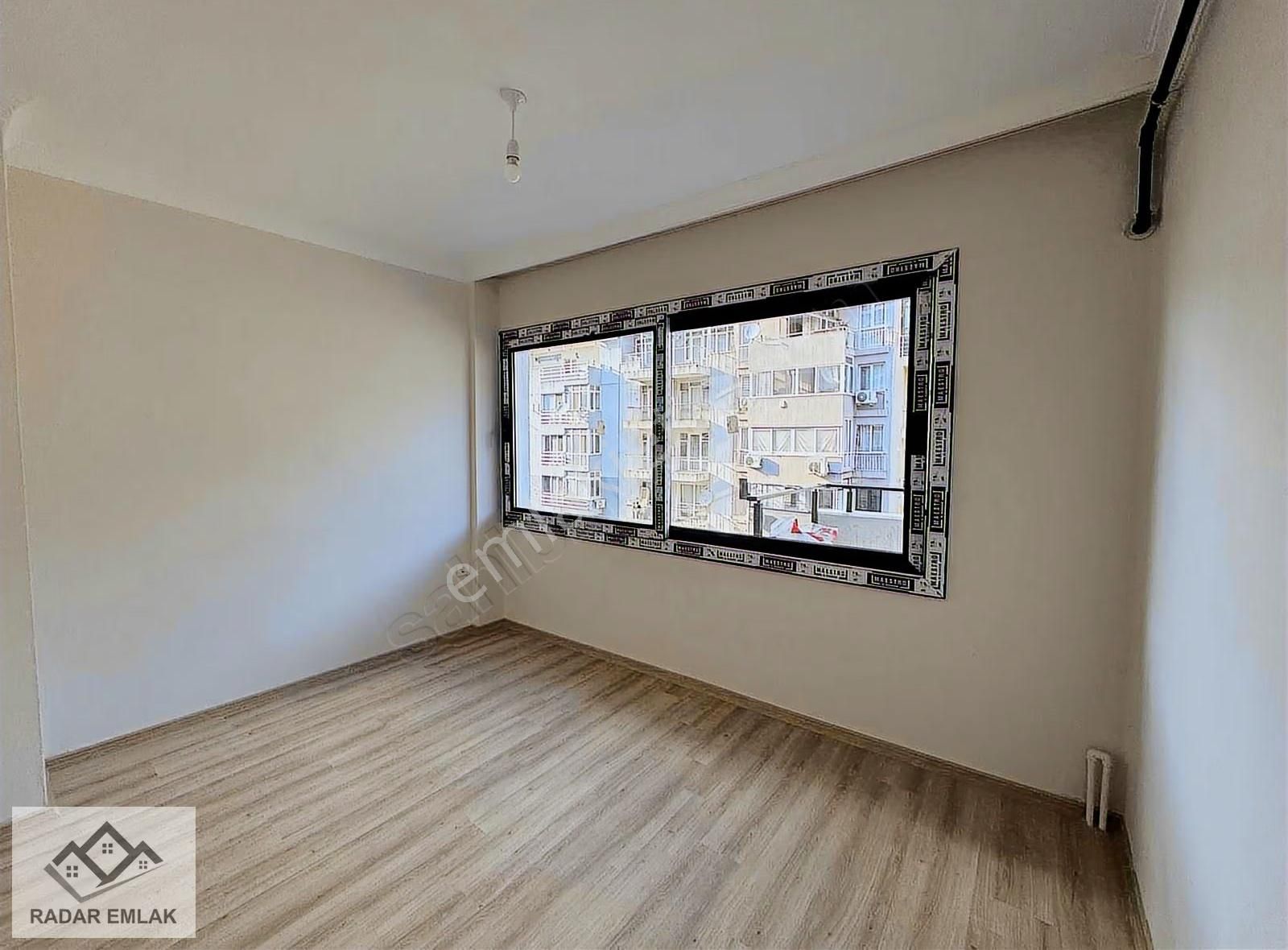 Mithatpaşa Caddesinde Arakat Full Tadilatlı Lüks Daire - Görsel 6