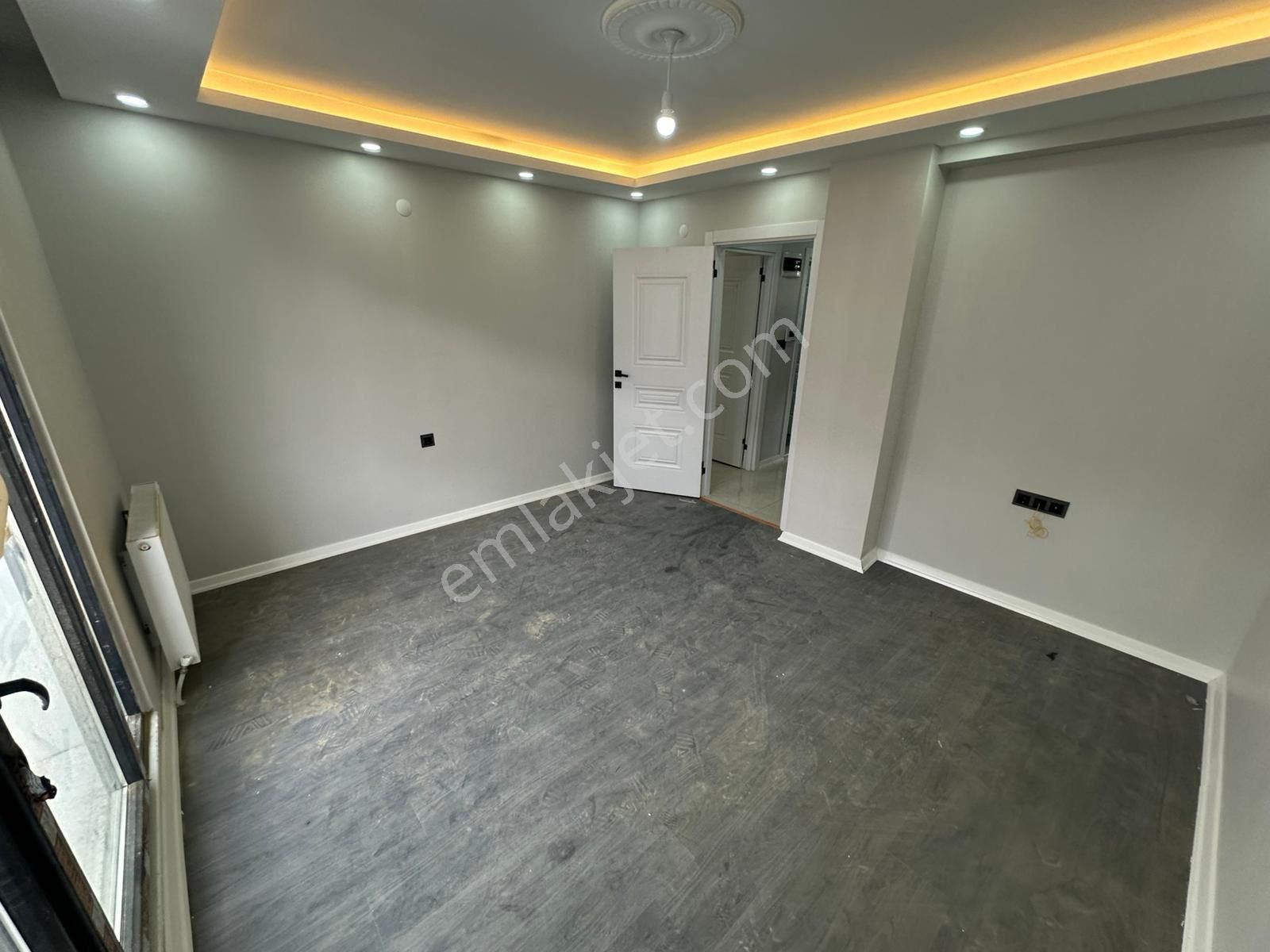 Özgür İnşaat’tan Gazi Mah’de Cadde Üstü Sıfır Lüx Ara Kat Daire - Görsel 6