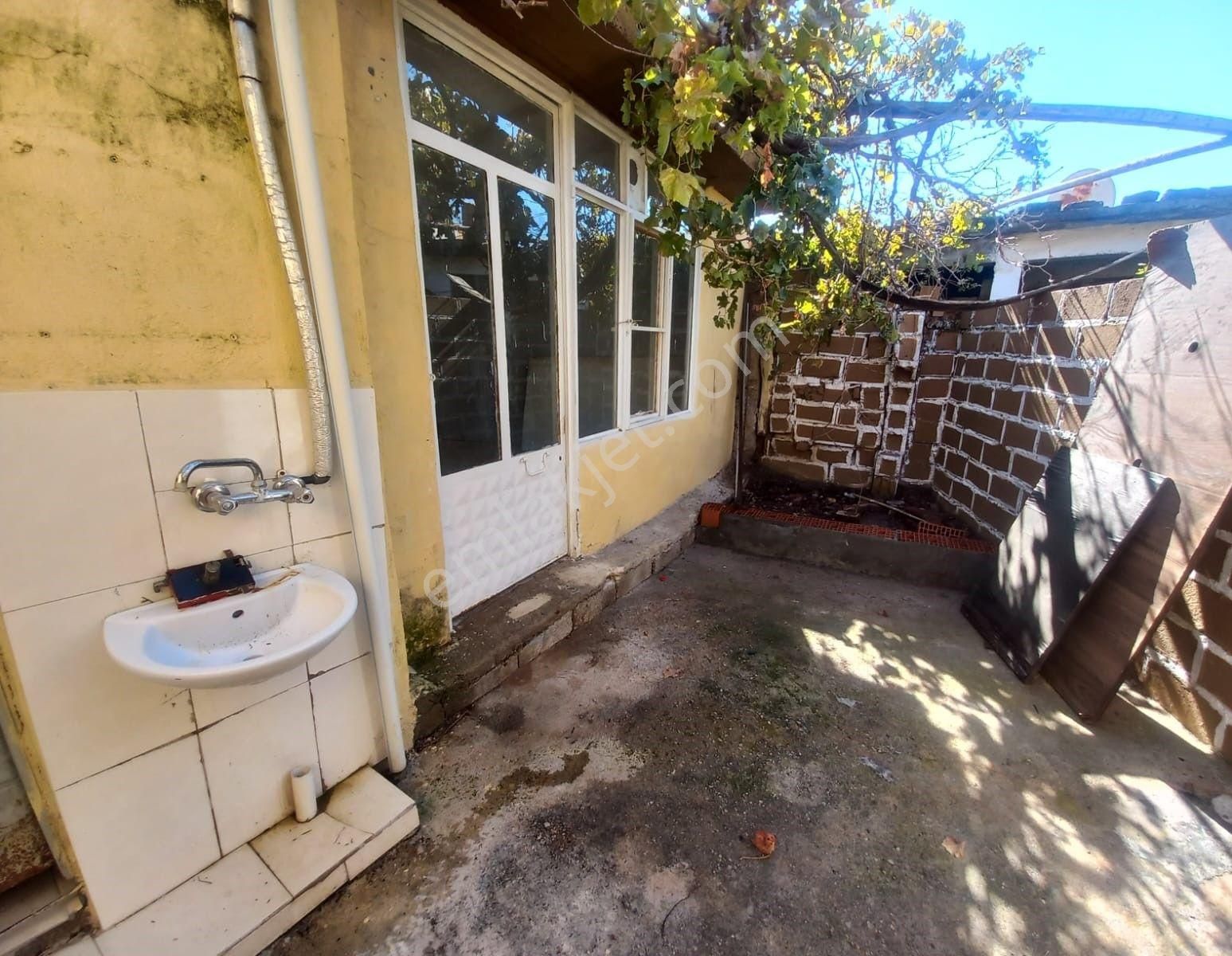 🏘🏡aktiften Kızıklı'da Tek Katlı Geniş Avlulu 2+1 Satılık Müstakil Ev 🟥🟥 - Görsel 4