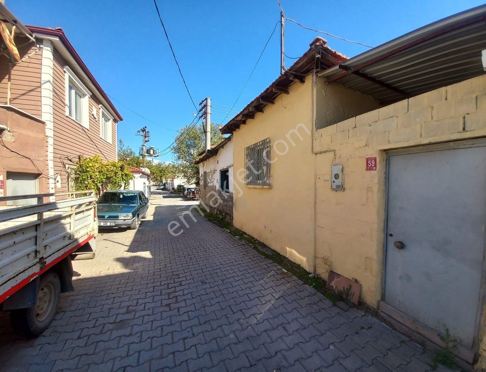 🏘🏡aktiften Kızıklı'da Tek Katlı Geniş Avlulu 2+1 Satılık Müstakil Ev 🟥🟥 - Görsel 3