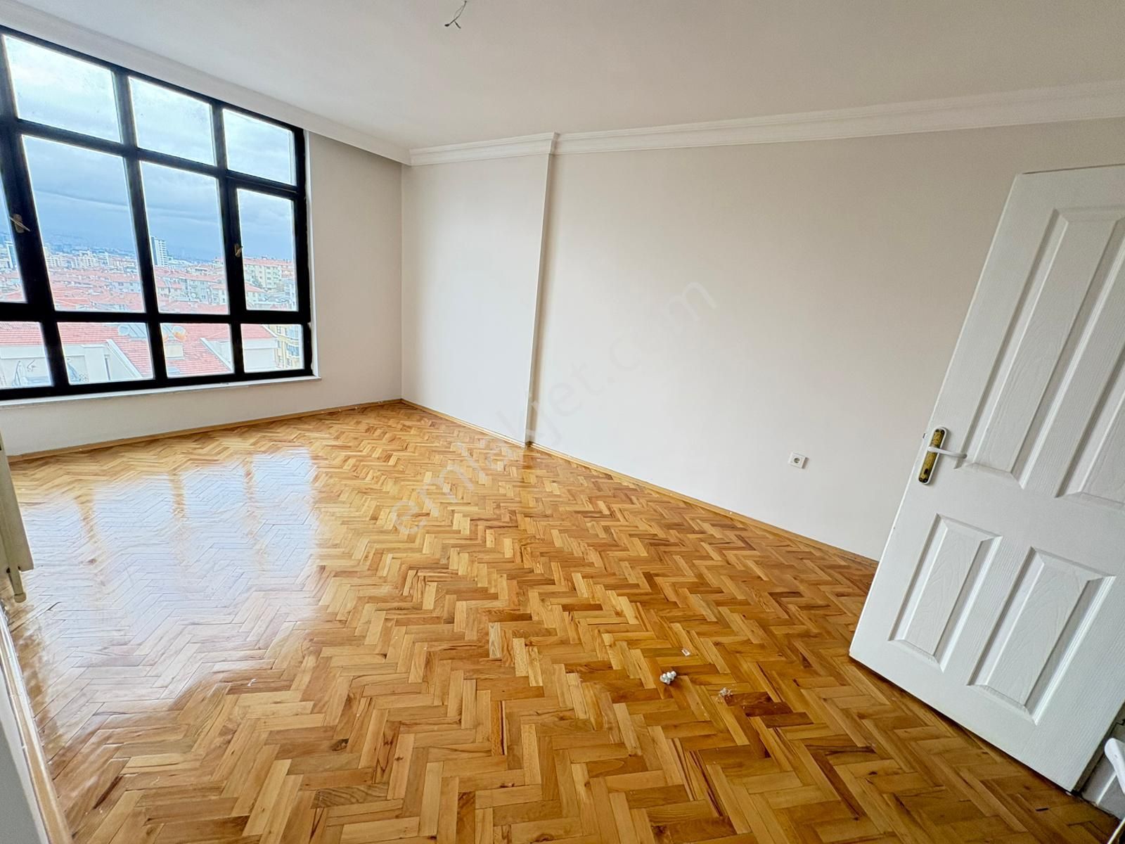 Göral Emlaktan 3+1 Huzur Mah. 1112 Cadde De Sitede Manzaralı - Görsel 12