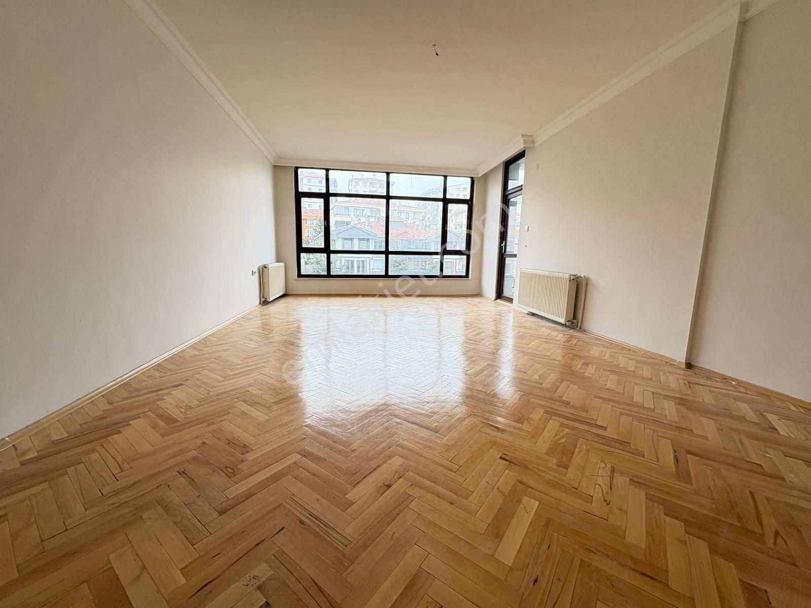 Göral Emlaktan 3+1 Huzur Mah. 1112 Cadde De Sitede Manzaralı - Görsel 2