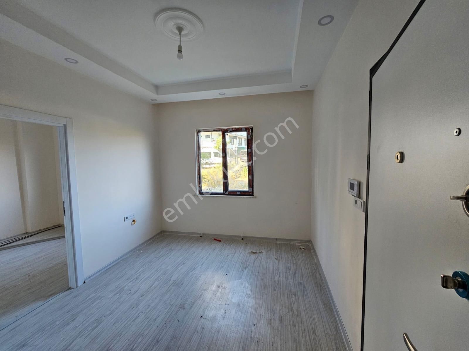 Özgür İnşaat’tan 75.yıl Mah Sıfır 2+1 80m2 Yüksek Bahçe Katı Lüx Daire