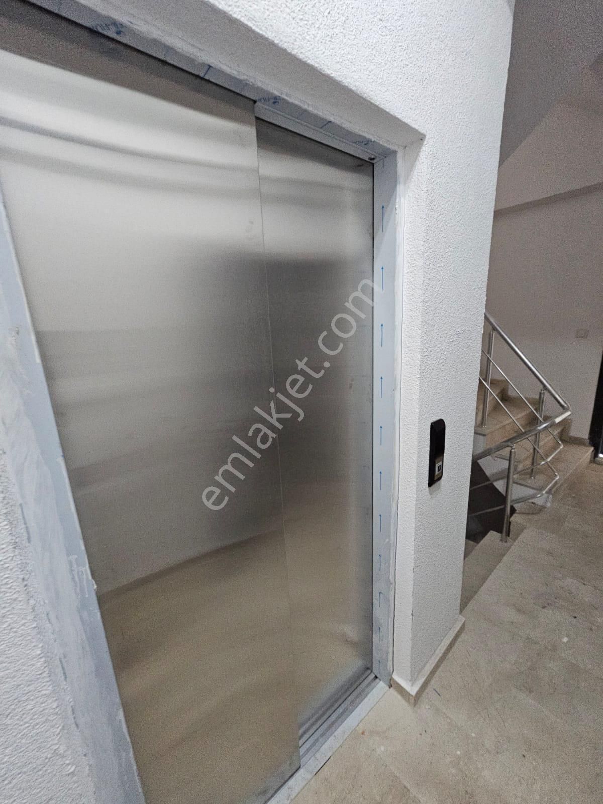 Özgür İnşaat’tan 75.yıl Mah Sıfır 2+1 80m2 Yüksek Bahçe Katı Lüx Daire - Görsel 17