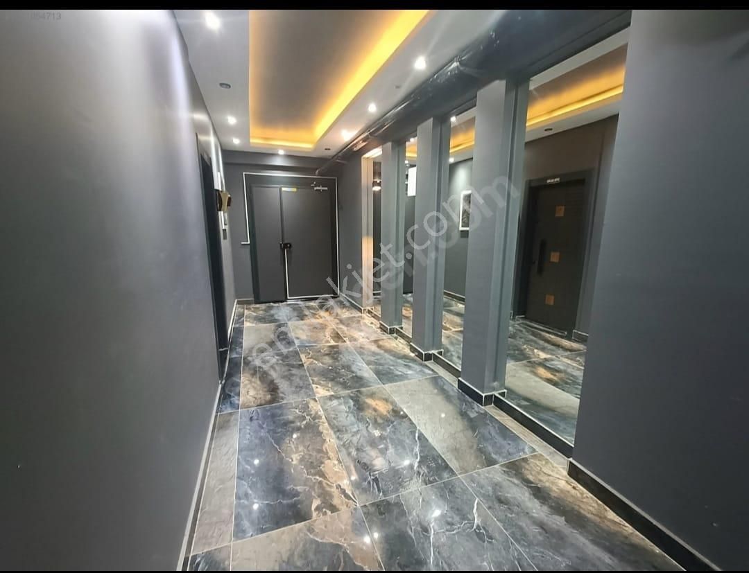 Vega'dan Davultepede Havuzlu Sıfır Eşyalı Satılık 1+1 Daire - Görsel 3