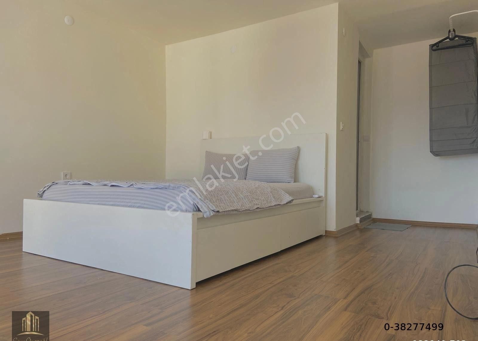 Alsancak'da 3+1 Eşyalı Satılk Dubleks Daire - Görsel 18