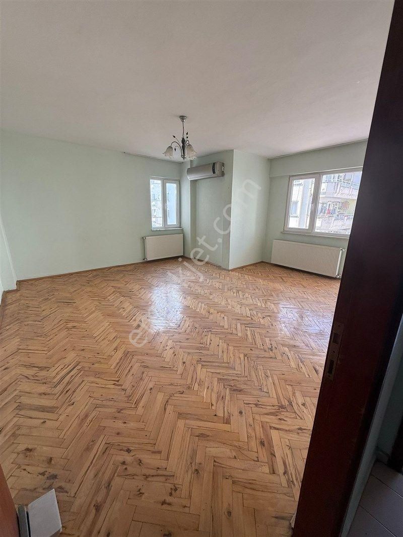 Mudanya Güzelyalı Da Acil Satılık 3.kat 3+1 Daire 3.700.000 Tl - Görsel 11