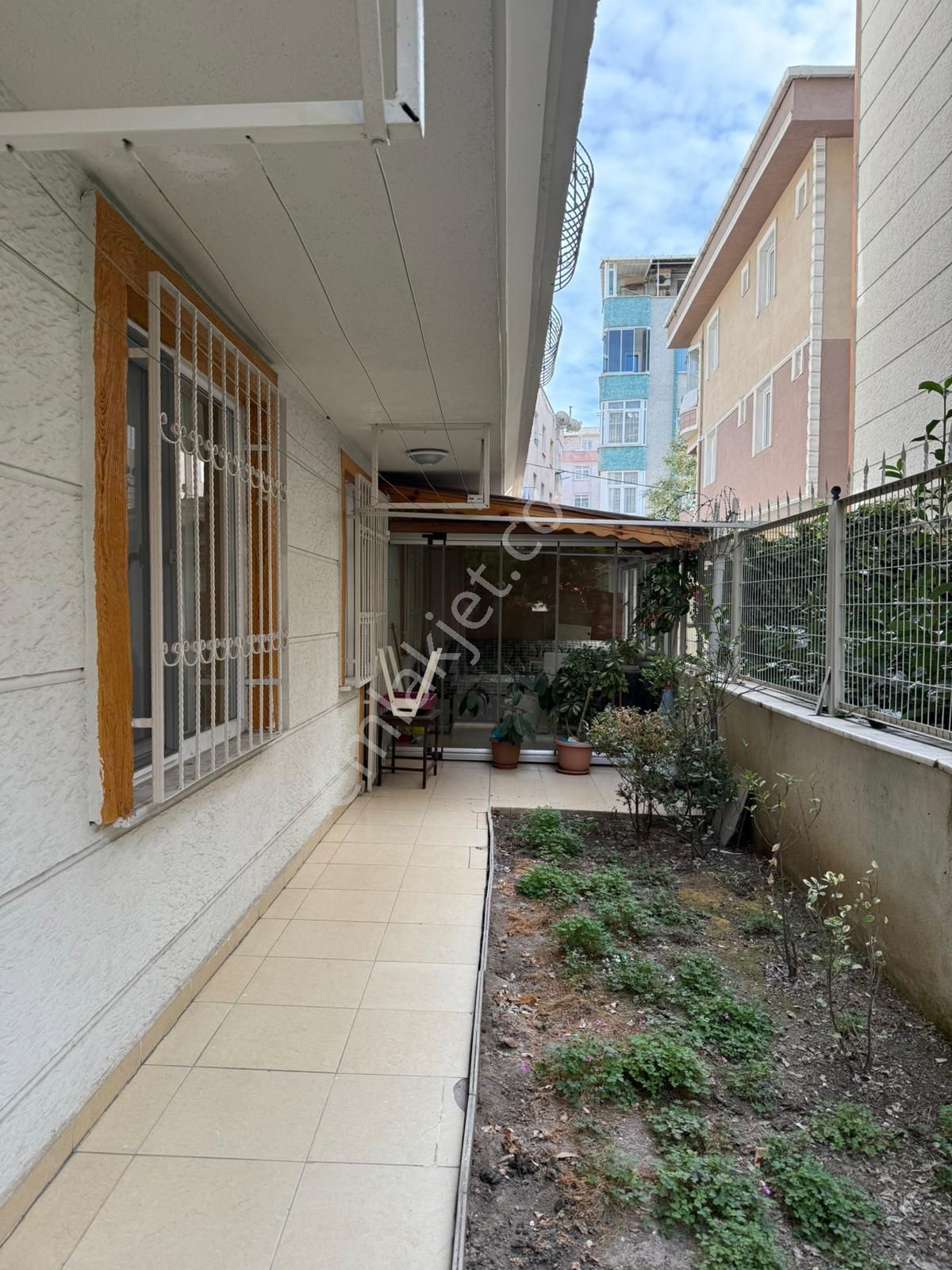 Avcılar Cihangir De Metrobüse Komşu Eşyalı 2+1 Satılık Daire - Görsel 3