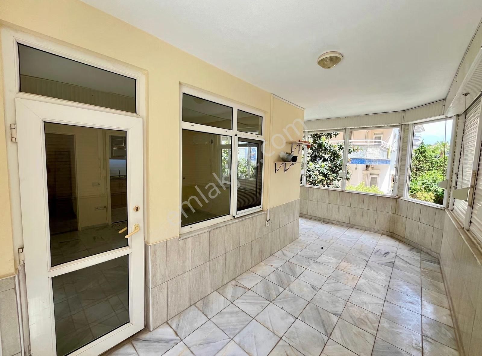 Obagolde Denıze 300m Mesafede Havuzlu 2+1 Asansorlu Satılık - Görsel 15