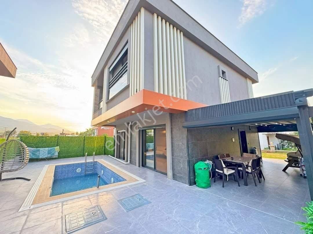 Güzelçamlıda Özel Havuzlu Akıllı Ev Sistemli Tek Müstakil 4+1 Villa - Görsel 5