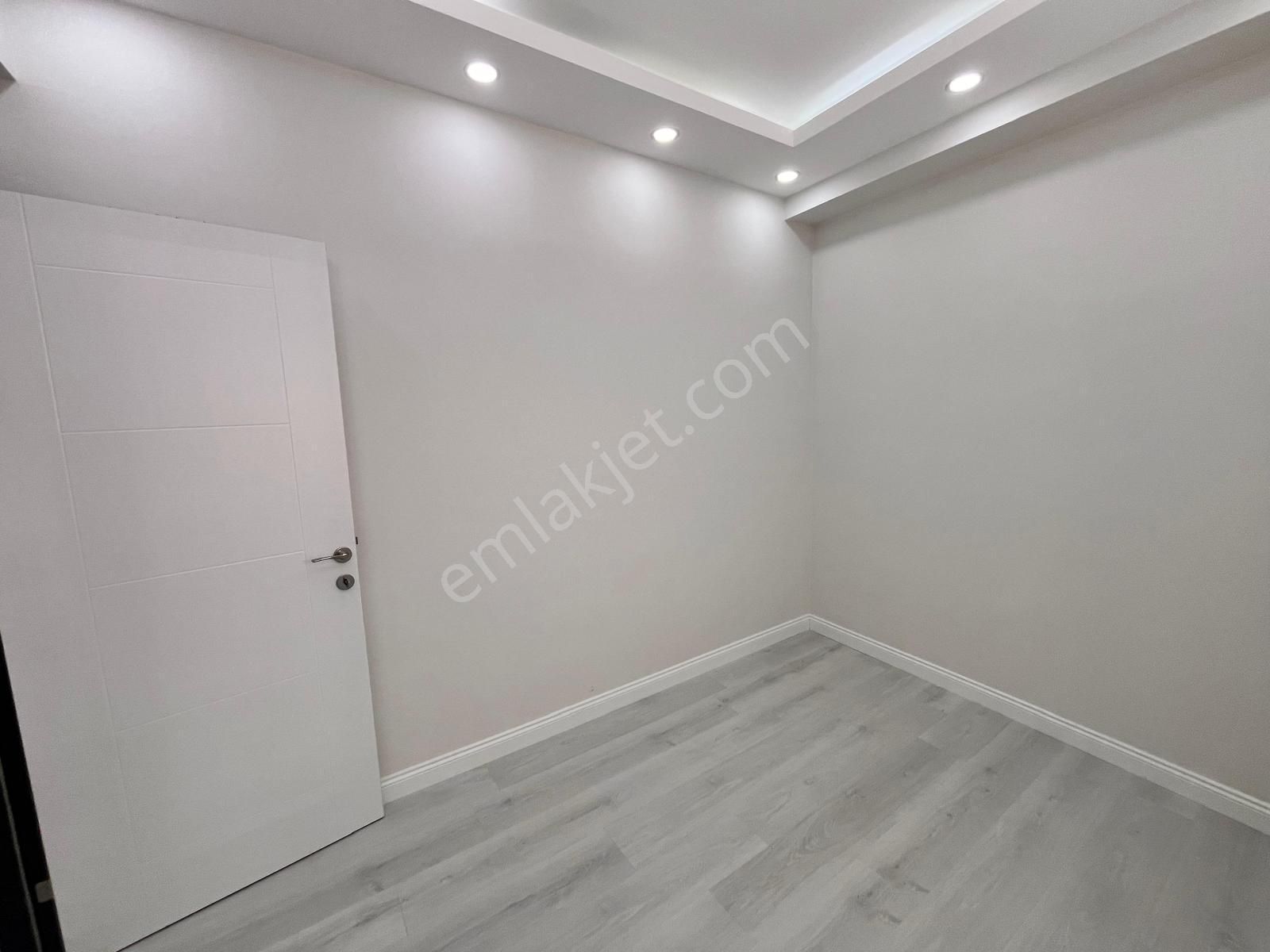 Oben'den Altıntepe'de Sıfır, Bahçe Teraslı - Otoparklı 1+1 - Görsel 13