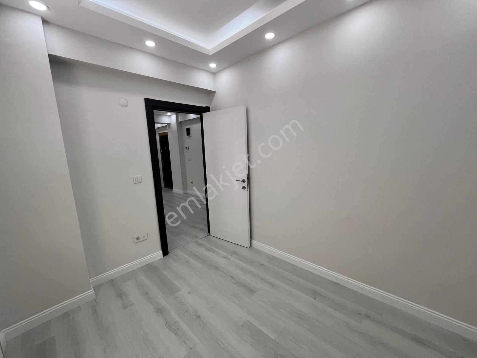 Oben'den Altıntepe'de Sıfır, Bahçe Teraslı - Otoparklı 1+1 - Görsel 14