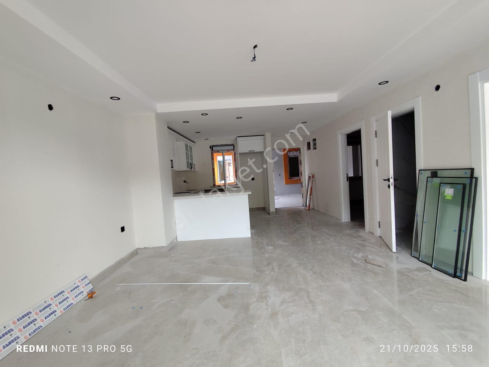 Ayvada'dan Ayvalık Altınovada 2 Katlı Binanın 2 Katı 2+1 Sıfır Lüks Daire - Görsel 3