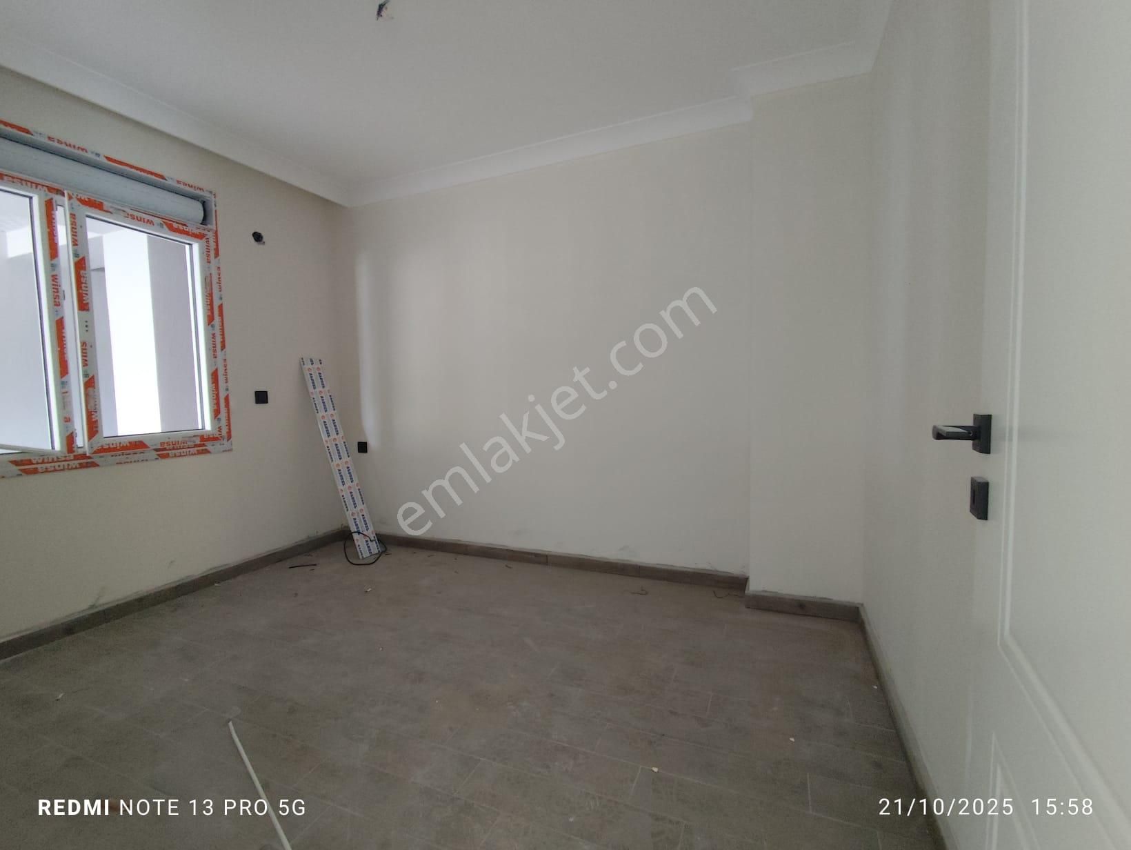 Ayvada'dan Ayvalık Altınovada 2 Katlı Binanın 2 Katı 2+1 Sıfır Lüks Daire - Görsel 15