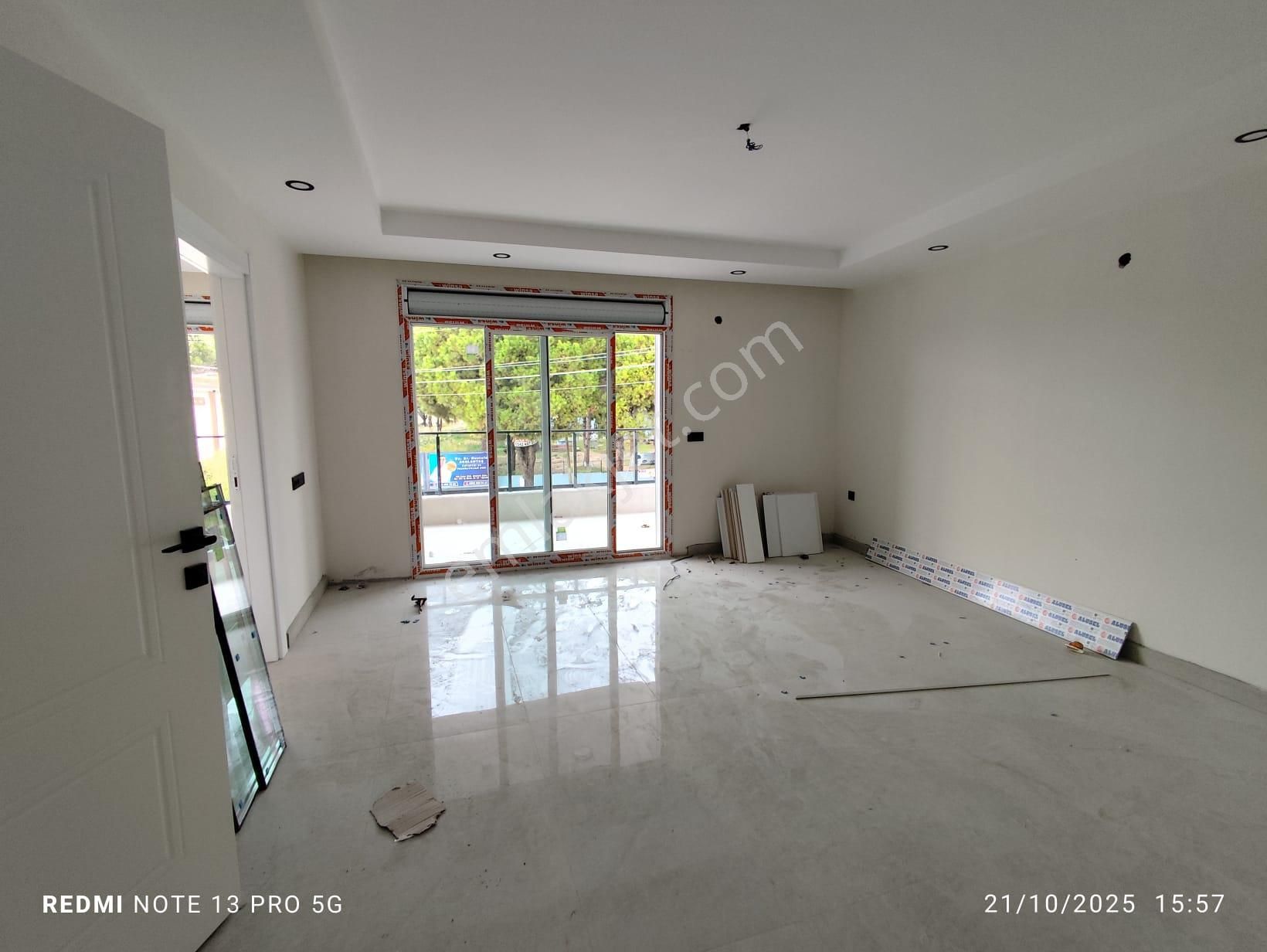 Ayvada'dan Ayvalık Altınovada 2 Katlı Binanın 2 Katı 2+1 Sıfır Lüks Daire - Görsel 4