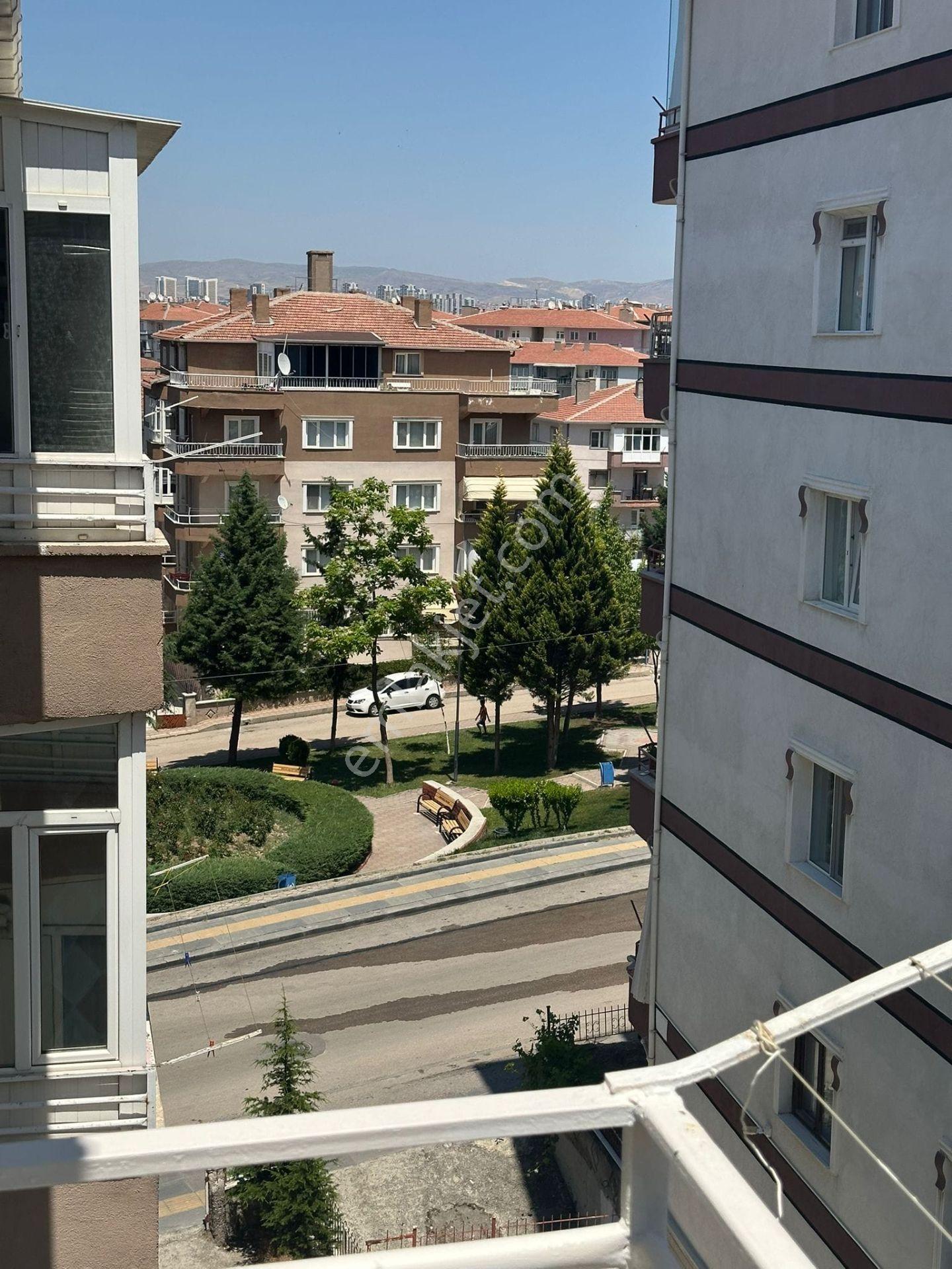 Ankara Kazanç'tan Masrafsız Cadde Üzeri Geniş Güzel Uygun Fiyatlı Satılık 3+1 Daire - Görsel 7