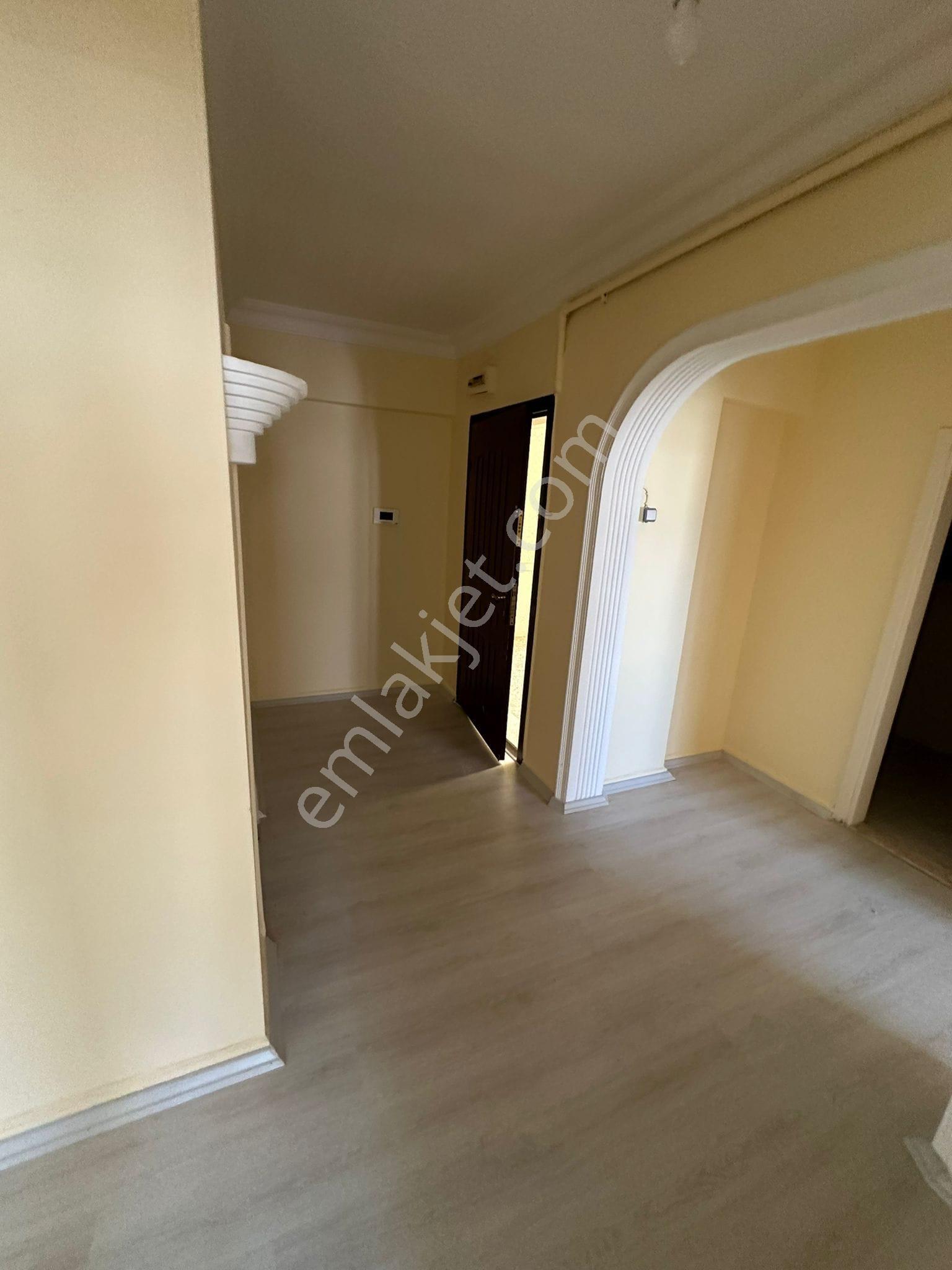 Ankara Kazanç'tan Masrafsız Cadde Üzeri Geniş Güzel Uygun Fiyatlı Satılık 3+1 Daire - Görsel 14