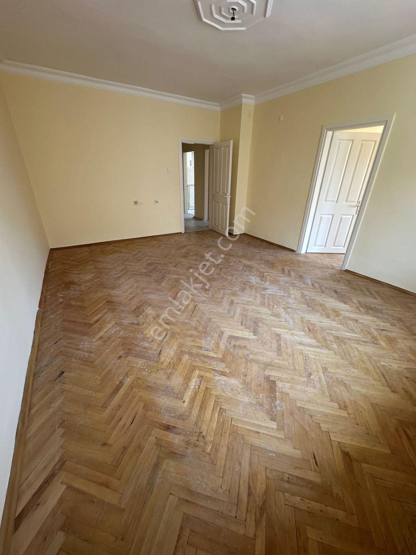 Ankara Kazanç'tan Masrafsız Cadde Üzeri Geniş Güzel Uygun Fiyatlı Satılık 3+1 Daire - Görsel 11