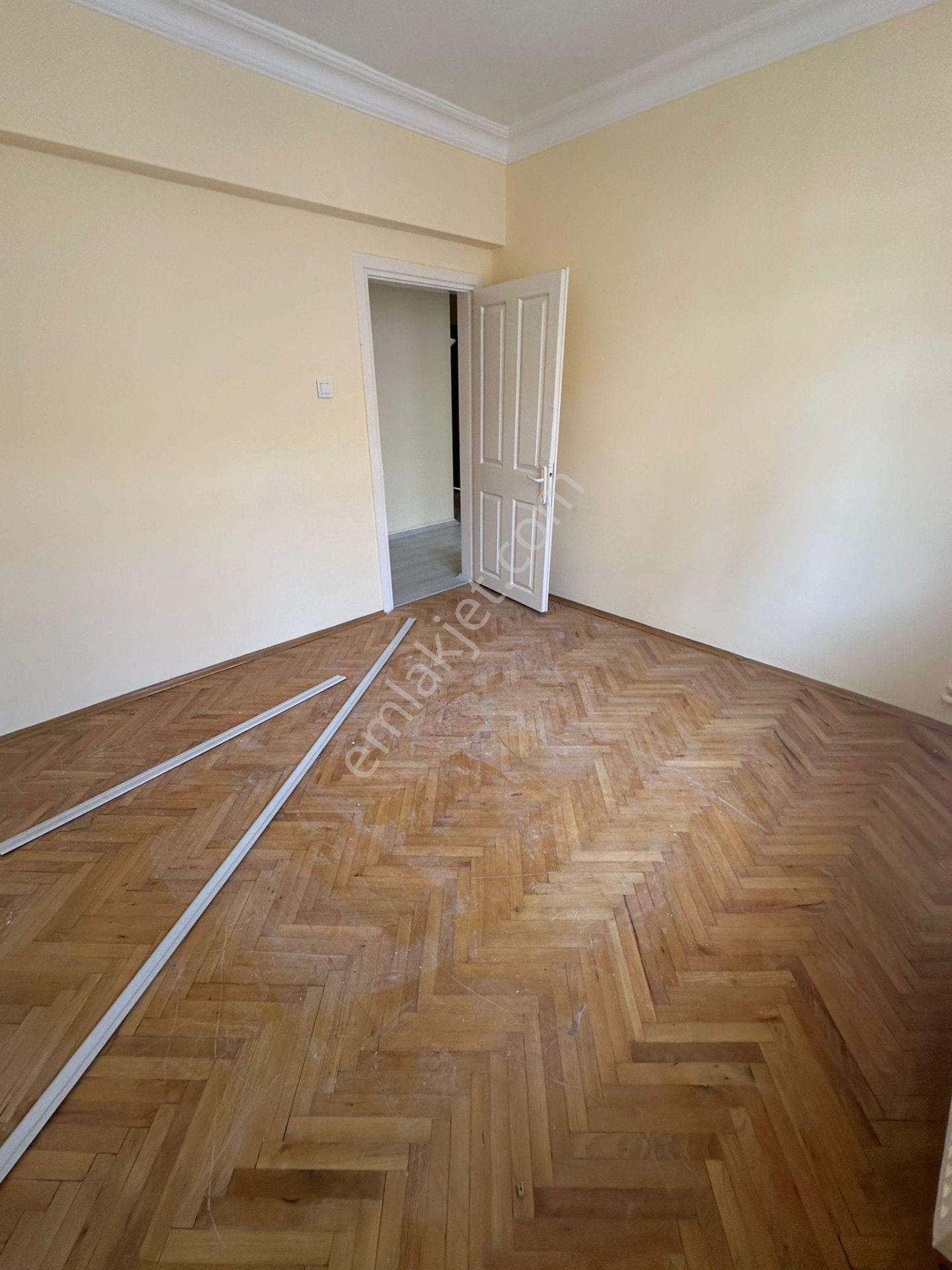 Ankara Kazanç'tan Masrafsız Cadde Üzeri Geniş Güzel Uygun Fiyatlı Satılık 3+1 Daire - Görsel 21