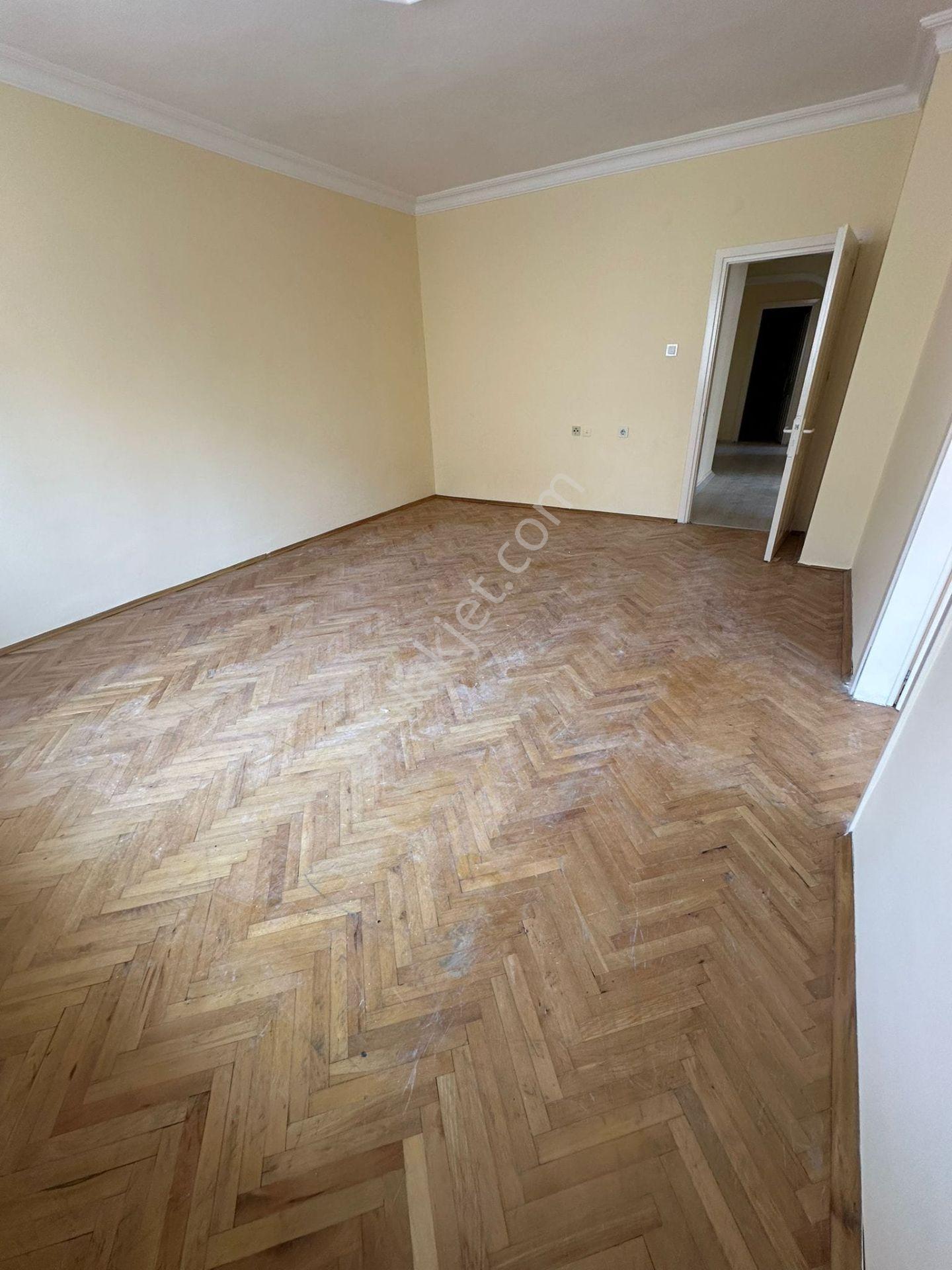 Ankara Kazanç'tan Masrafsız Cadde Üzeri Geniş Güzel Uygun Fiyatlı Satılık 3+1 Daire - Görsel 12